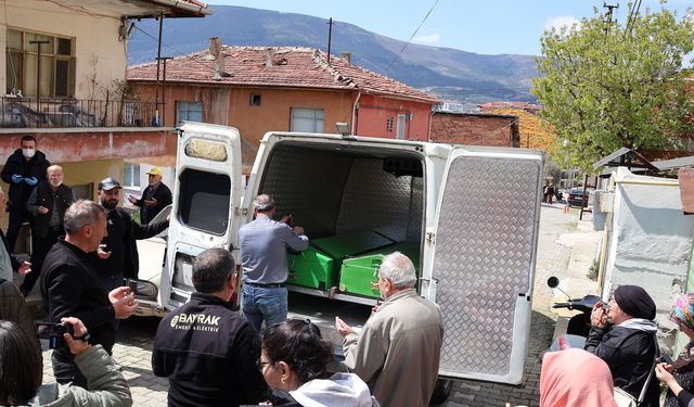 Aynı evde 11 yıl arayla karbonmonoksit faciası: Baba ve oğlu ölü bulundu