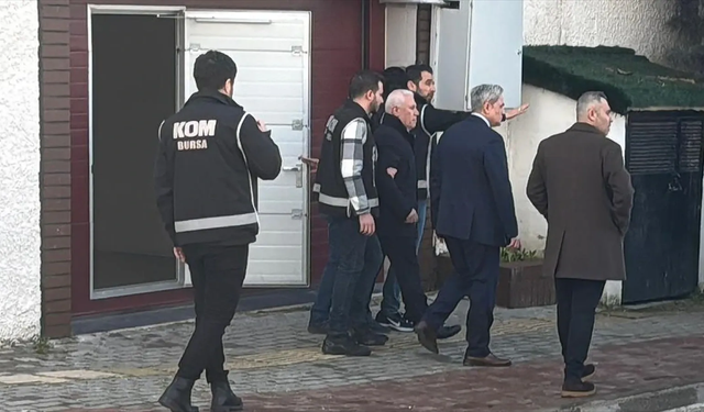 Bursa Büyükşehir Belediye Başkanı Bozbey, görevden uzaklaştırıldı