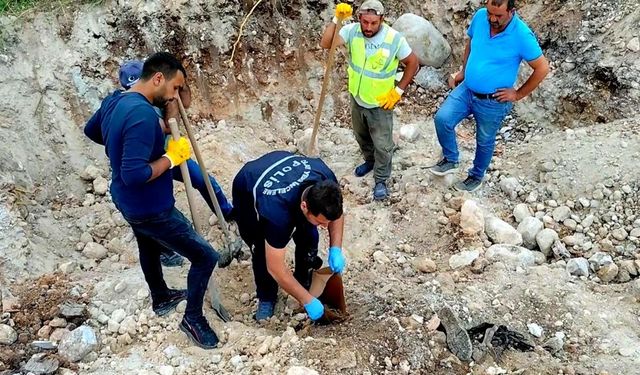 Depremde yıkılan evin temelinde ceset bulunmuştu: Cinayet davasında 2 sanığa müebbet, 1 sanığa da 4 yıl hapis