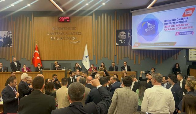 İzmir Büyükşehir Belediye Meclisi'nde gerginlik