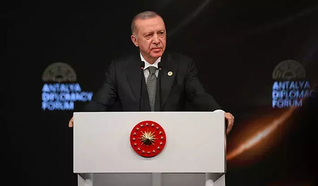 Cumhurbaşkanı Erdoğan: Dünya istikamet buhranı yaşıyor