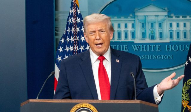 Trump: İran finansal olarak çöküyor, Hürmüz Boğazı'nda günde 500 milyon dolar kaybediyorlar