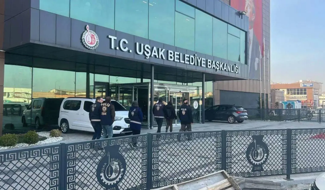 Uşak Belediyesi'ne ikinci dalga operasyon: 27 kişi gözaltına alındı