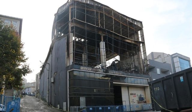 7 işçinin öldüğü kozmetik fabrikasındaki yangına ilişkin ara karar; 3 tahliye