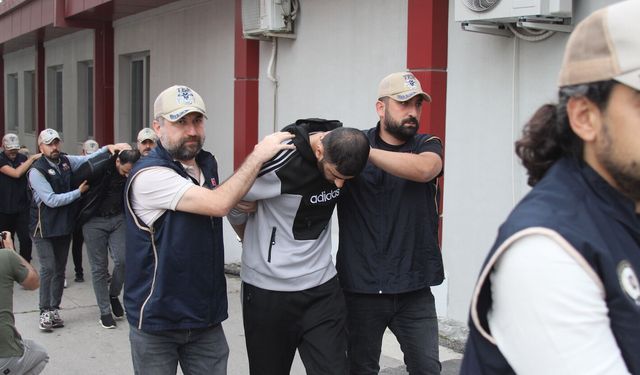 Adana'da DEAŞ'ın 'uyuyan hücresine' operasyon: 16 gözaltı