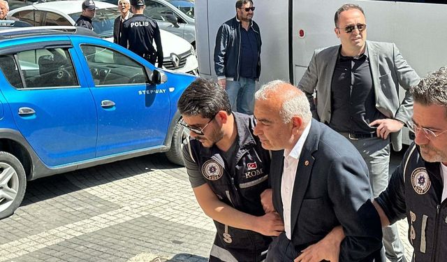 Devrek Belediyesi'nde yolsuzluk iddianamesi: 30 sanığa 3 ay ile 1862 yıl arasında değişen hapis cezaları istendi