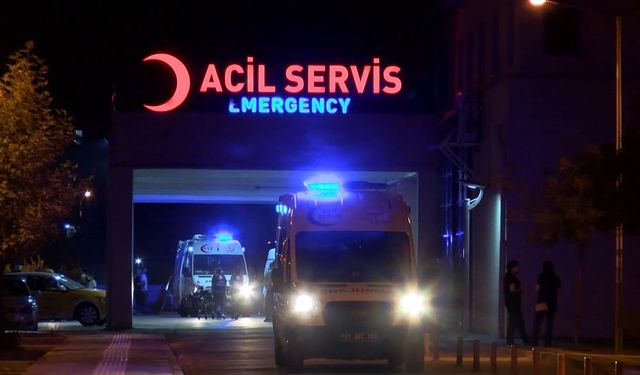 Diyarbakır’da kutlamalarda başına yorgun mermi isabet eden kişi ağır yaralandı