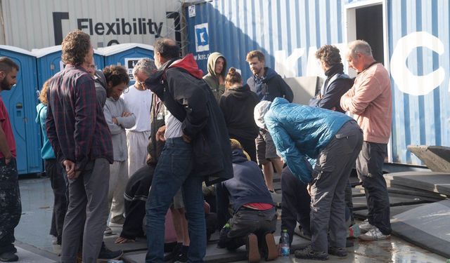 İsrail, Sumud Filosu'ndan alıkonulan 2 aktivisti serbest bırakmadı