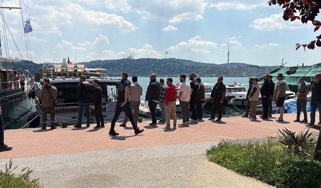 İstanbul Boğazı'na midye toplamak için daldı; denizde kayboldu