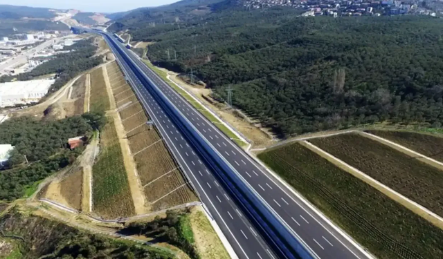 İzmir Çevre Yolu’nun ücretli hale getirilmesi iddialarına yalanlama