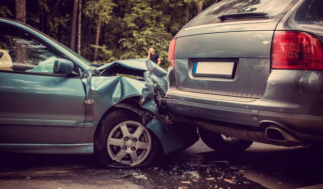 TÜİK: Trafik kazalarında 6 bin 35 kişi hayatını kaybetti