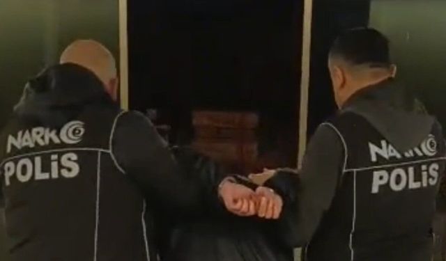 Kırmızı bültenle aranan yabancı uyruklu uyuşturucu şüphelisi Mersin’de yakalandı