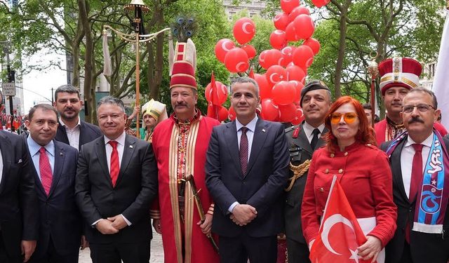 New York'ta 43'üncü Türk Günü Yürüyüşü coşkuyla kutlandı