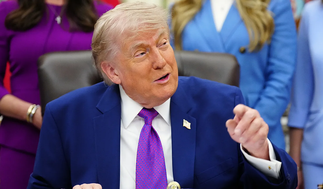 Trump: İran'da her şeyi iki günde yok edebiliriz