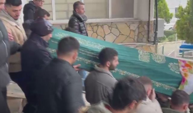Çatalca'da otobüs durağındaki cinayet: Öldürmeden önce not yazıp çelenk göndermiş