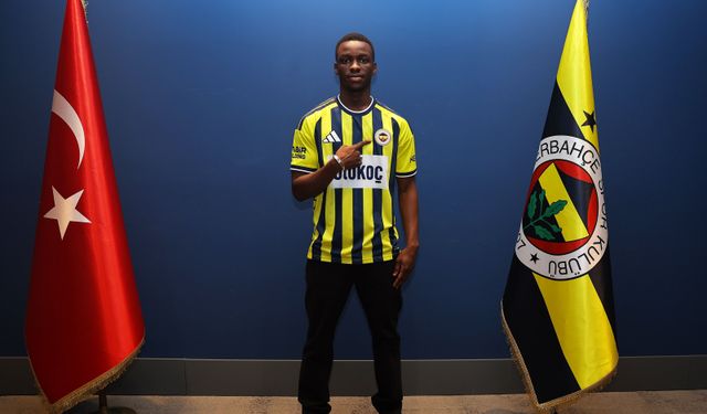 Fenerbahçe, Amara Diouf ile 5 yıllık sözleşme imzaladı