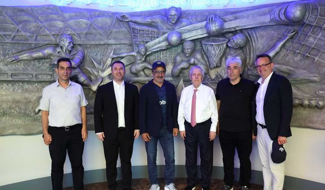 Fenerbahçe Başkanı Aziz Yıldırım, Chobani Kurucusu ve CEO’su Hamdi Ulukaya’yı ağırladı