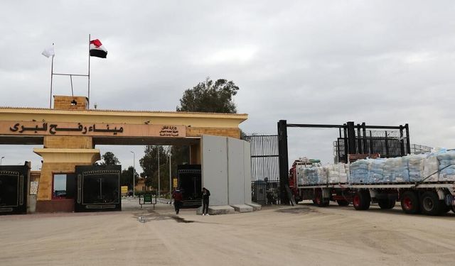 İsrail, Gazze'ye açtığı sınır kapılarını tamamen kapattı