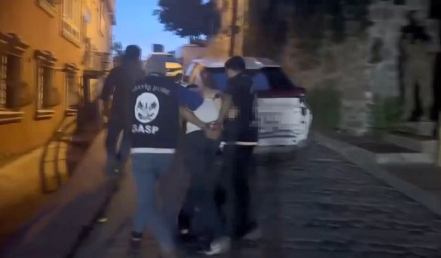 İstanbul merkezli suç örgütü operasyonu: 23 gözaltı