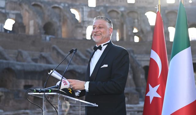 İtalya Kültür Bakanı Giuli: Türkiye küresel bir referans noktasıdır