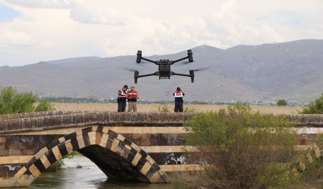 Jandarma, inci kefali nöbetinde; dron destekli botlarla 7/24 denetim