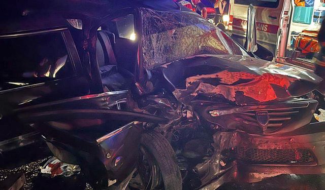 Kırklareli'de otomobiller çarpıştı; 2 ölü, 4 yaralı