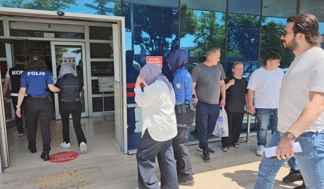 Rüşvet şüphelisi doktor, kürtaj için 10 bin ile 100 bin lira arasında değişen miktarlarda para istemiş