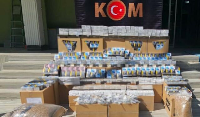 Uşak'ta toplam 306 bin 400 makaron ele geçirildi; 3 gözaltı