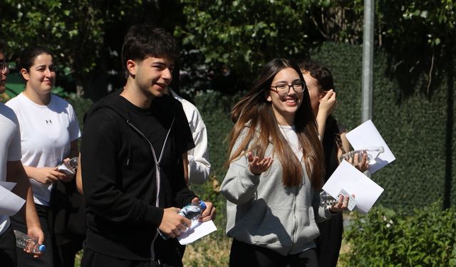 Uzmanlar YKS’nin ikinci oturumu AYT sorularını değerlendirdi
