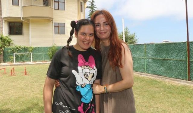 Özel gereksinimli kızı için verdiği mücadelede yeniden umut buldu