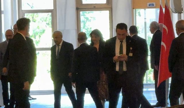 Bahçeli, DEM Parti heyeti ile bir araya geldi