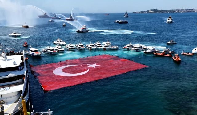 Denizcilik ve Kabotaj Bayramı'nın 100'üncü yıl dönümü İstanbul'da kutlandı