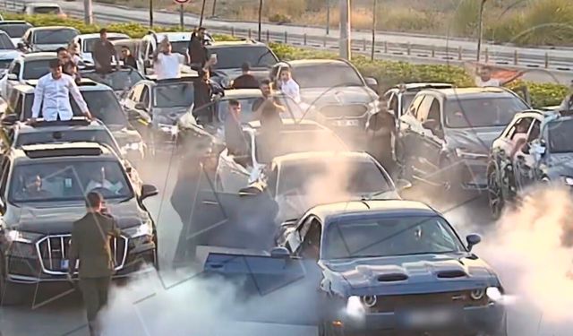 Düğün konvoyunda yol kapatanlara ceza yağdı