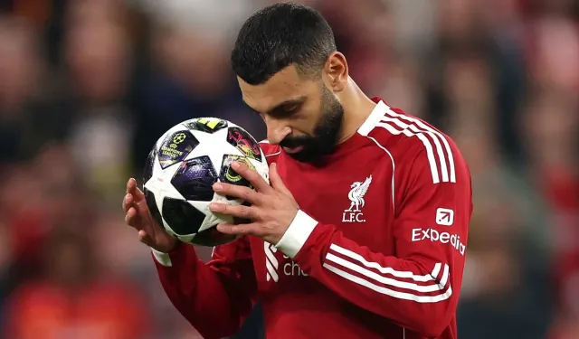 Dünya Yıldızı Türkiye'de: Trabzonspor Salah için özel uçak hazırladı