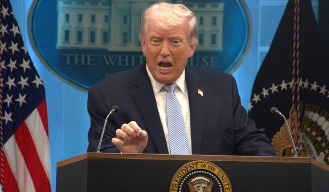 Trump: İran'ı çok sert vuracağız