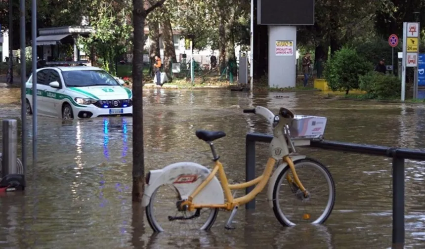 İtalya’da 5 Bölgede Sel Uyarısı: Turuncu Alarm Verildi