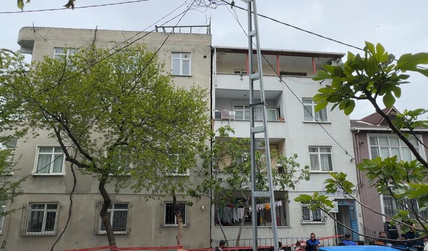 Avcılar'da Üç Bina Tahliye Edildikten Sonra Mühürlendi