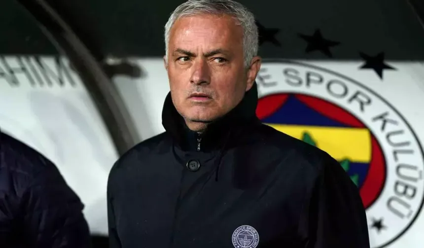 Mourinho Fenerbahçe’den Ayrılıyor mu? Portekiz Milli Takımı ile Ön Sözleşme İddiası!