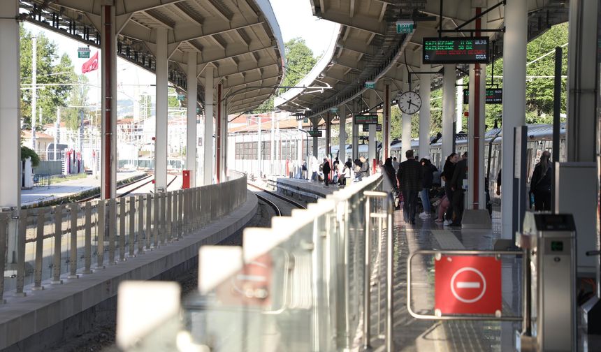 19 Mayıs'ta Ankara, İstanbul ve İzmir'de Kent İçi Raylı Sistemler Ücretsiz
