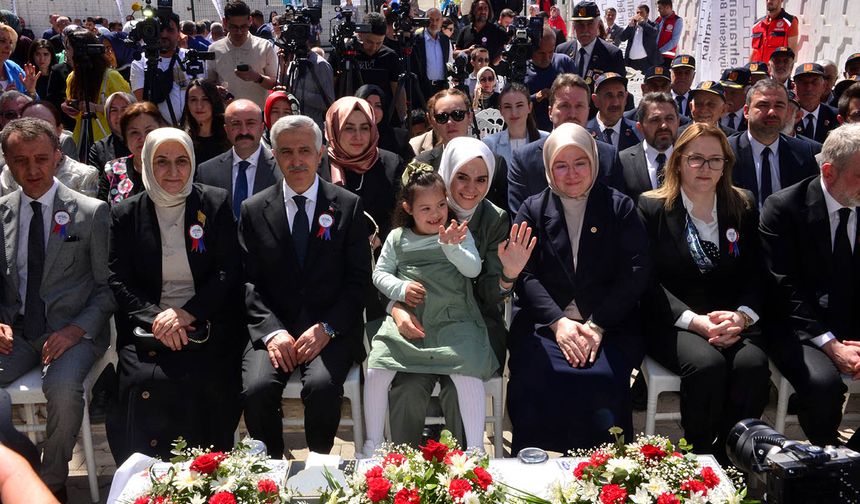 Bakan Göktaş: Bir Milleti, Bir ve Beraber Kılan Güçlü Aile Yapısıdır