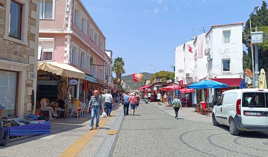 İzmir Foça Açıklarında 3.7 Büyüklüğünde Deprem