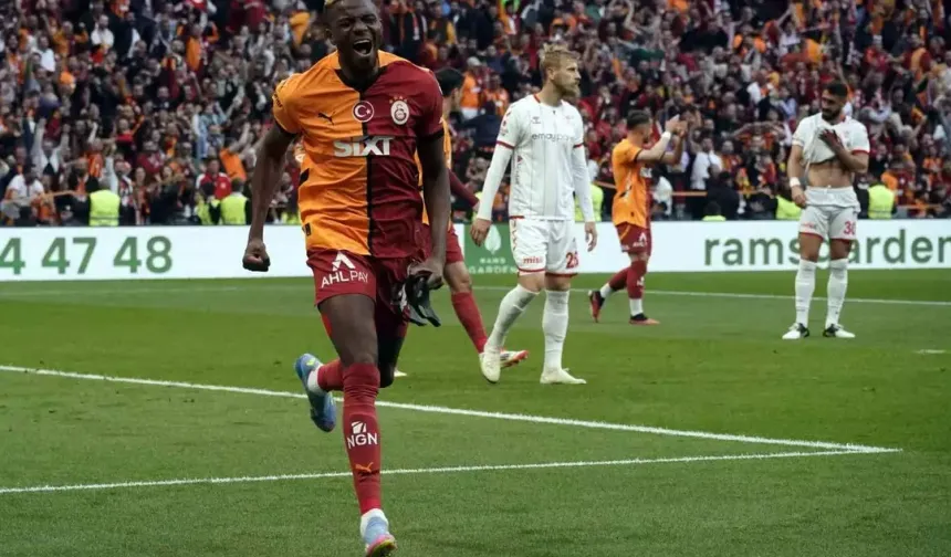 Osimhen Transferinde Sıcak Gelişme: “Devasa Bir Proje” | Yeni Adresi Netleşiyor