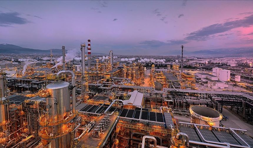 TÜPRAŞ Zirvede: Türkiye'nin En Büyük Sanayi Kuruluşları Açıklandı
