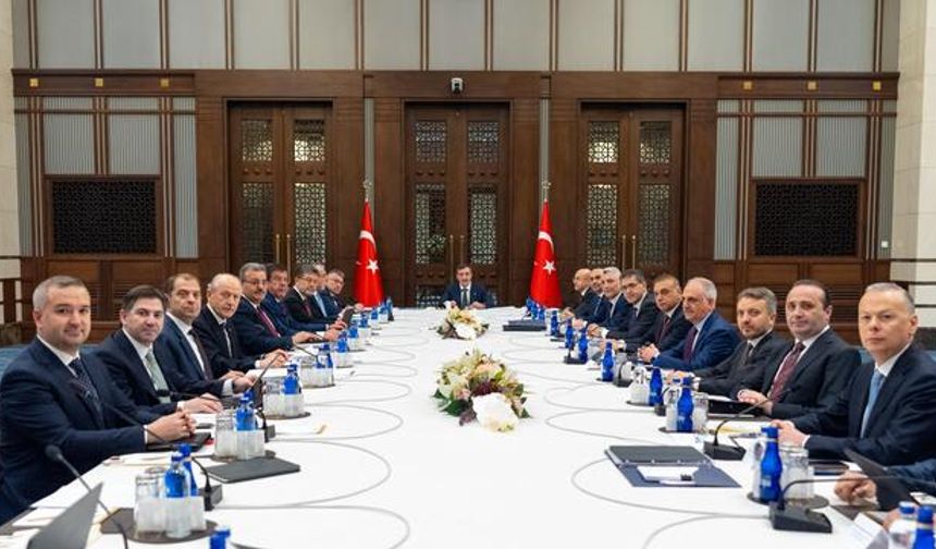 Ekonomi Koordinasyon Kurulu Toplantısı Cumhurbaşkanlığı Külliyesi’nde Başladı