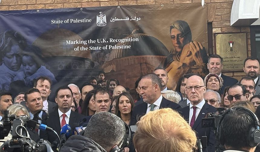 Londra'da Filistin Elçiliği Açıldı