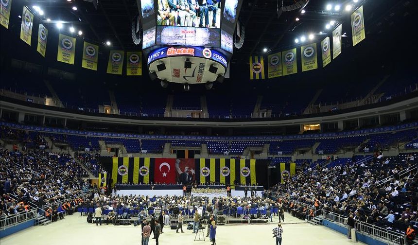 Fenerbahçe Kulübü’nde Olağanüstü Seçimli Genel Kurul Toplantısı Başladı
