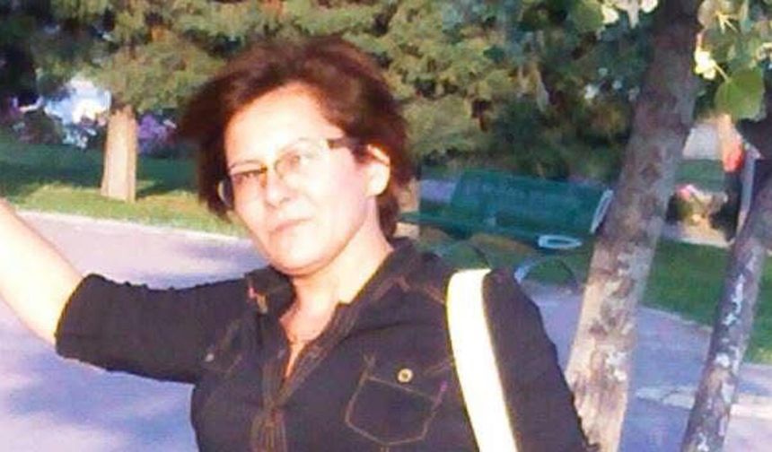 İzmirli hayvansever, evinde çıkan yangında 30 kedisiyle birlikte öldü