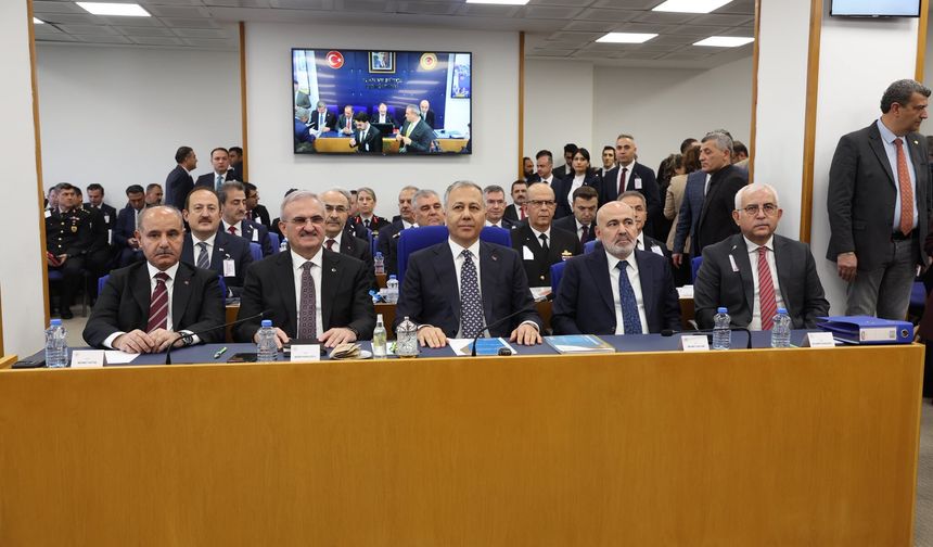 Bakan Yerlikaya: Türkiye'deki yabancı sayısı 3 milyon 615 bin