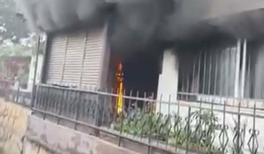 Ailesi ile tartışıp evi ateşe verdi