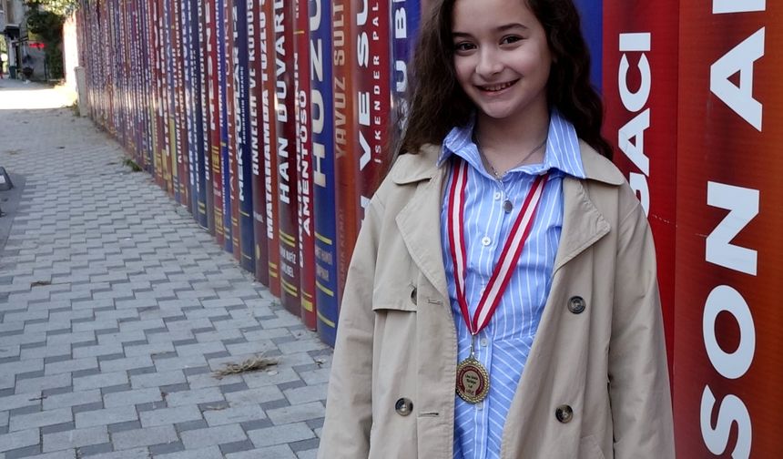 Matematik şampiyonu Lina, Singapur yolcusu